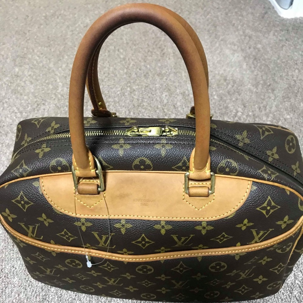 Deauville #2 Authentic Louis Vuitton Monogram